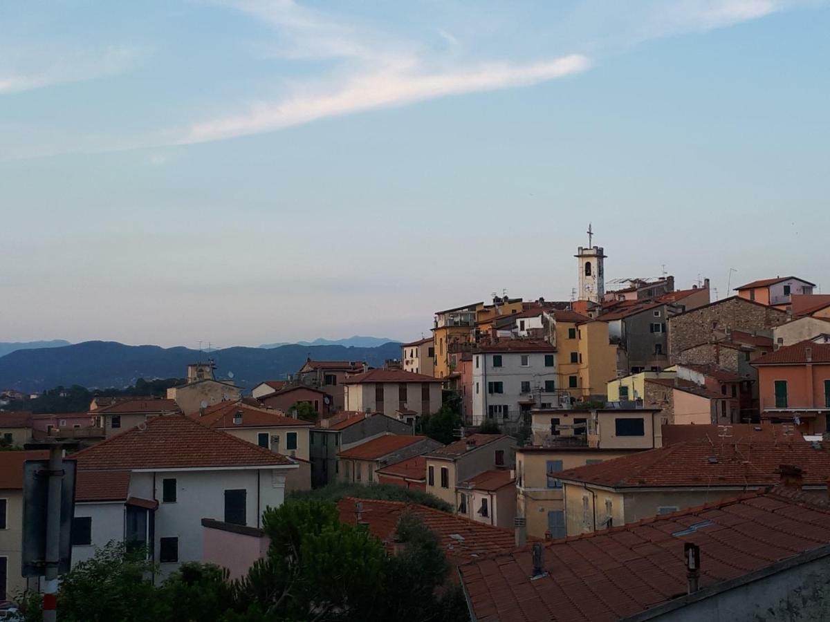 Casa Vacanze P&G. Colline, Mare, Relax La Spezia Exterior photo